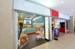 Lucky Plaza (D9), Retail #566771161